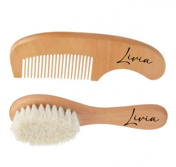 Borstel en kamset met naam adelia 2