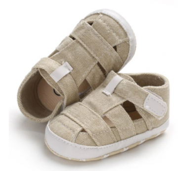 Jongens zomerschoenen beige 7 12 en 13 18 mnd