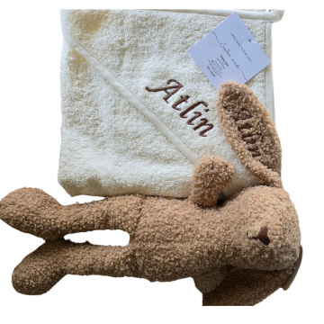 Knuffel bunny geborduurd 1