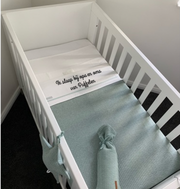 Lakentje ik slaap bij opa en oma 0