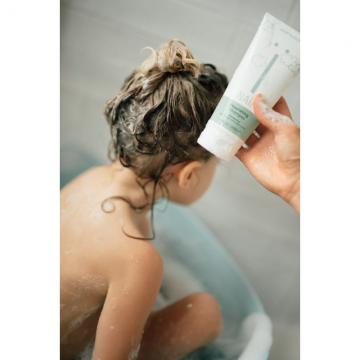 Naif value pack shampoo  wasgel 5